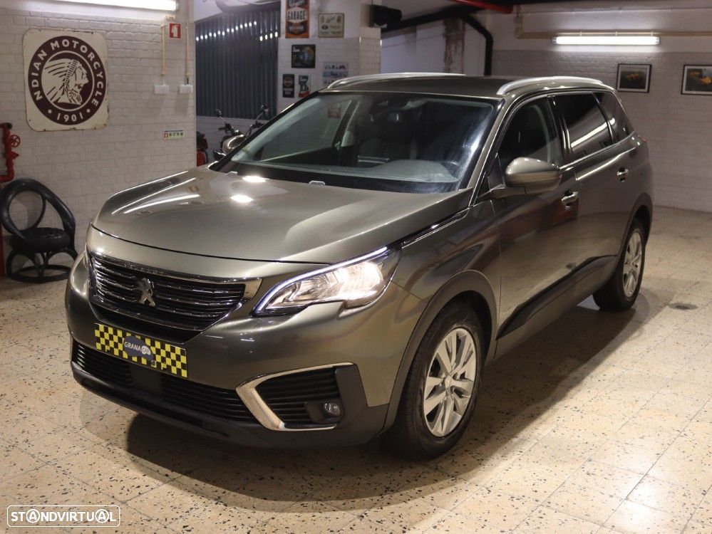 Peugeot 5008 PureTech 130 EAT6 Allure - 32