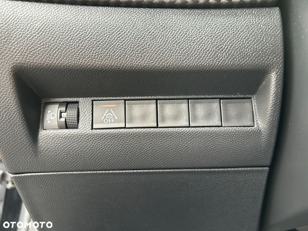 Peugeot 208 1.2 PureTech Active S&S EAT8 - 21