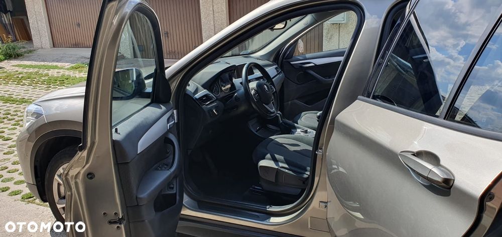 BMW X1 sDrive18d - 6