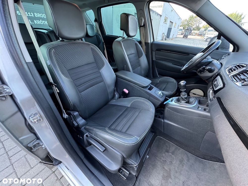 Renault Scenic - 13