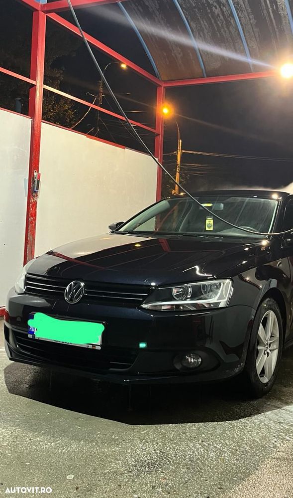 Volkswagen Jetta 1.2 TSI BMT Trendline - 5