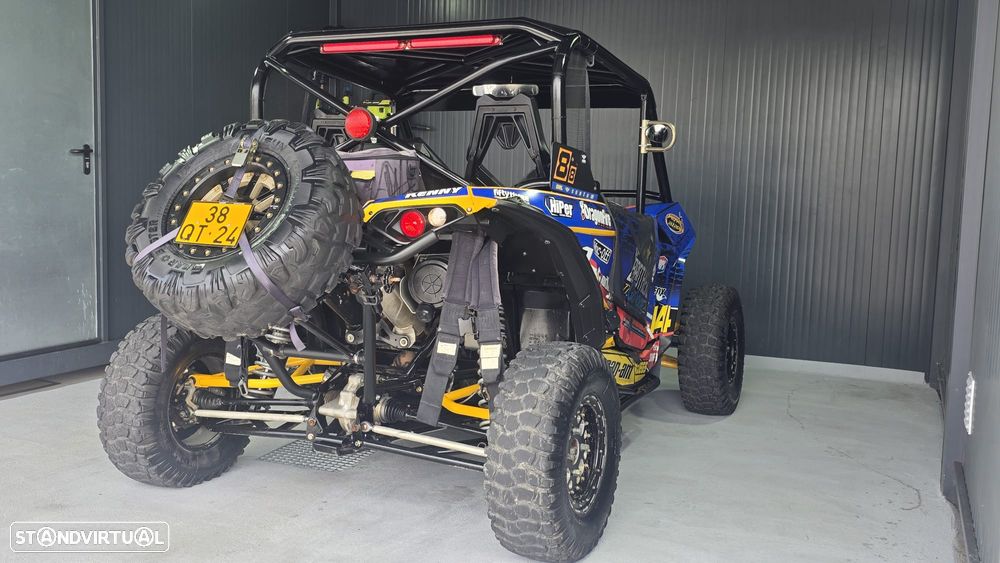 Can-Am Maverick R Maverick Turbo - 4