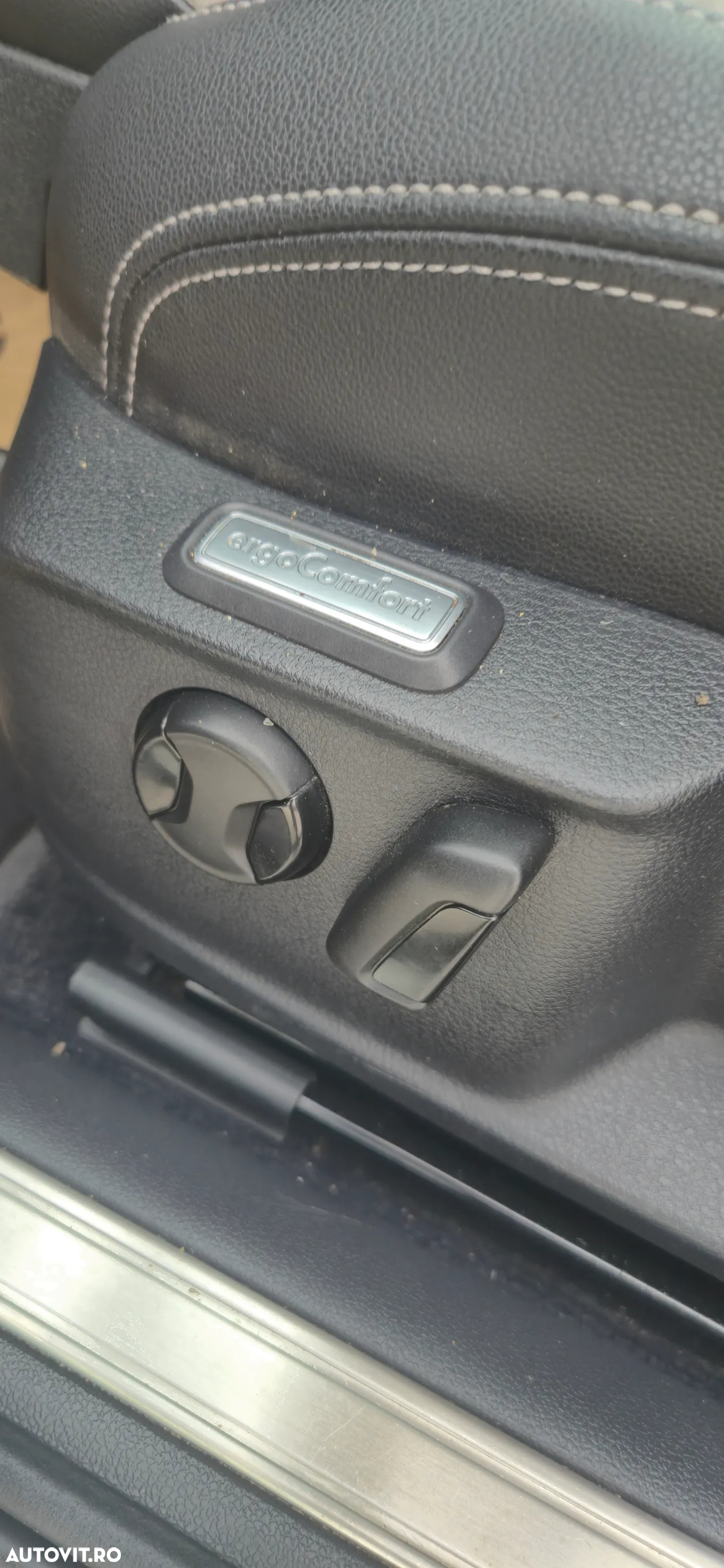 Volkswagen Passat Variant 2.0 TDI DSG Comfortline - 14