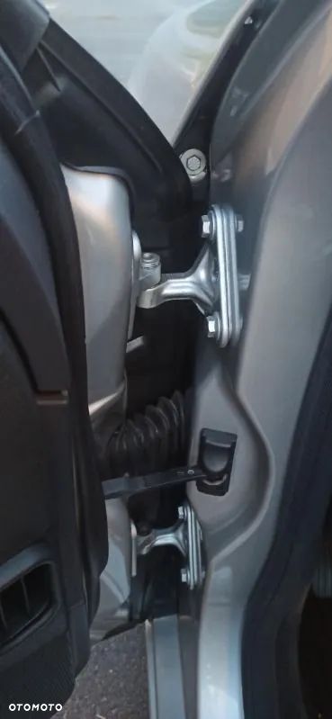 Mercedes-Benz Klasa E - 21