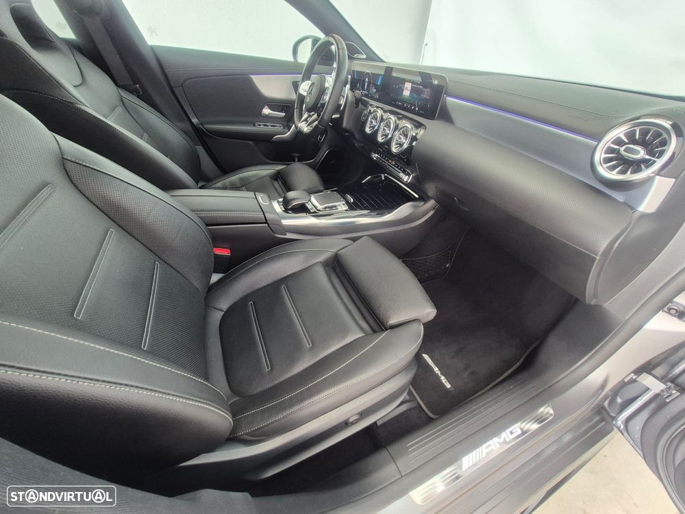 Mercedes-Benz CLA 35 AMG - 37