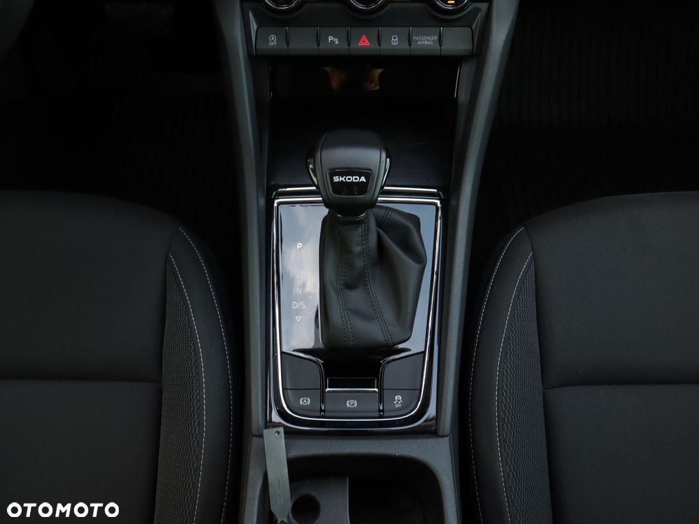 Skoda Karoq 1.5 TSI ACT Selection DSG - 14
