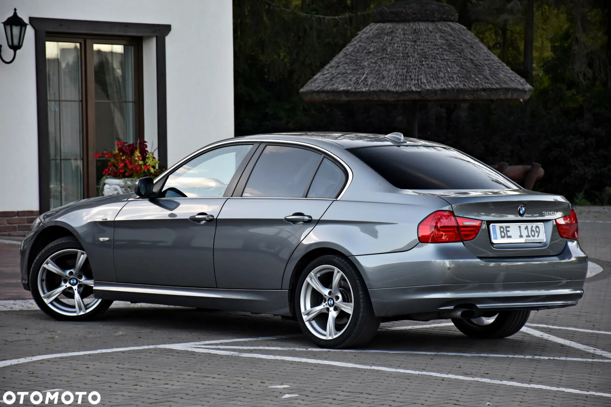 BMW Seria 3 320i - 17