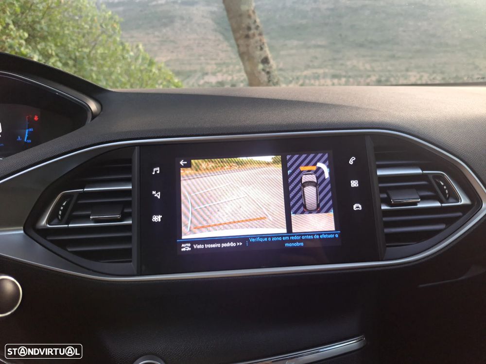 Peugeot 308 1.5 BlueHDi Allure - 26