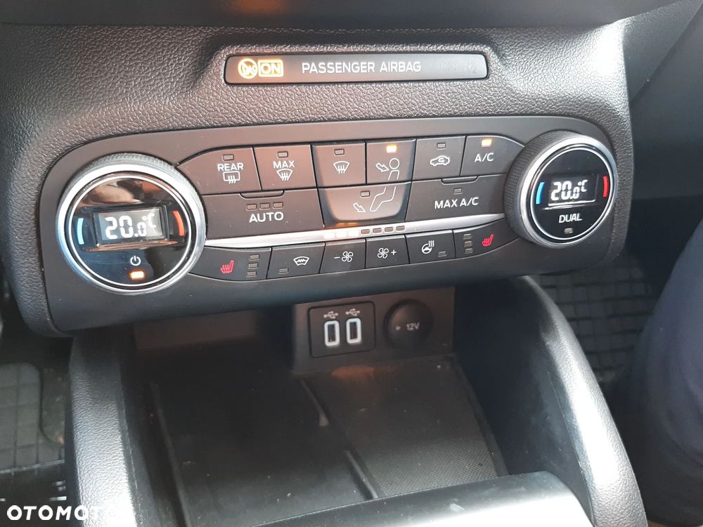 Ford Focus 1.5 EcoBlue SCR Titanium - 25