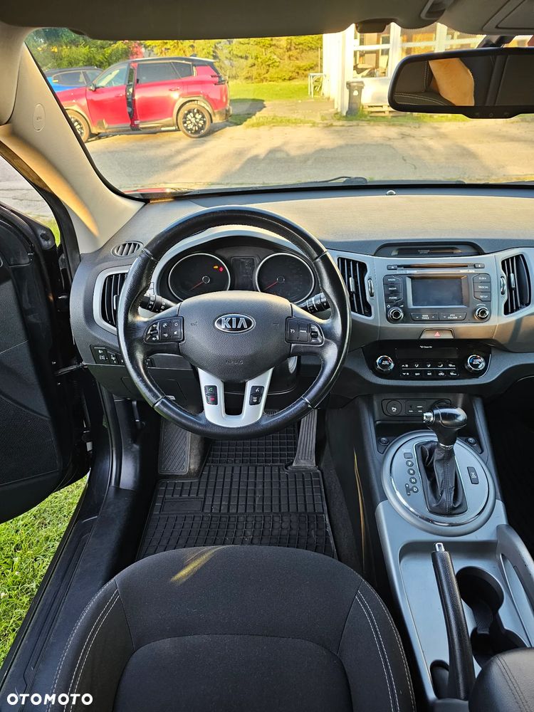 Kia Sportage 2.0 CRDI L AWD - 11