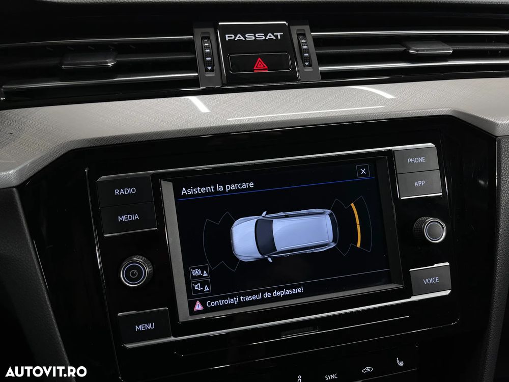 Volkswagen Passat 1.5 TSI ACT OPF DSG Comfortline - 14