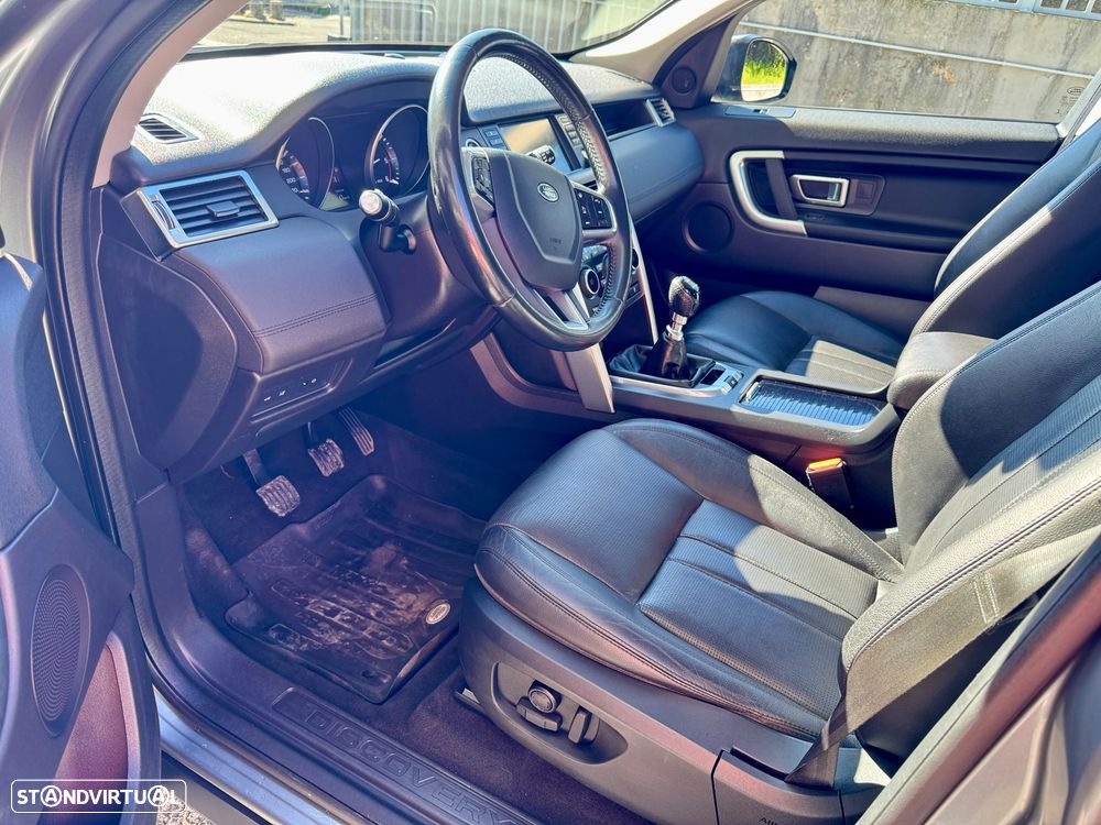 Land Rover Discovery Sport TD4 HSE - 6