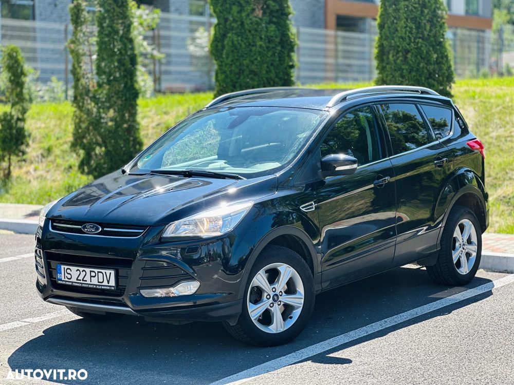 Ford Kuga 2.0 TDCi Powershift 4WD Titanium - 1