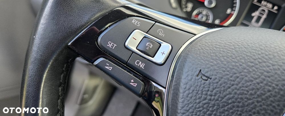 Volkswagen Sharan 2.0 TDI BMT Comfortline DSG - 22