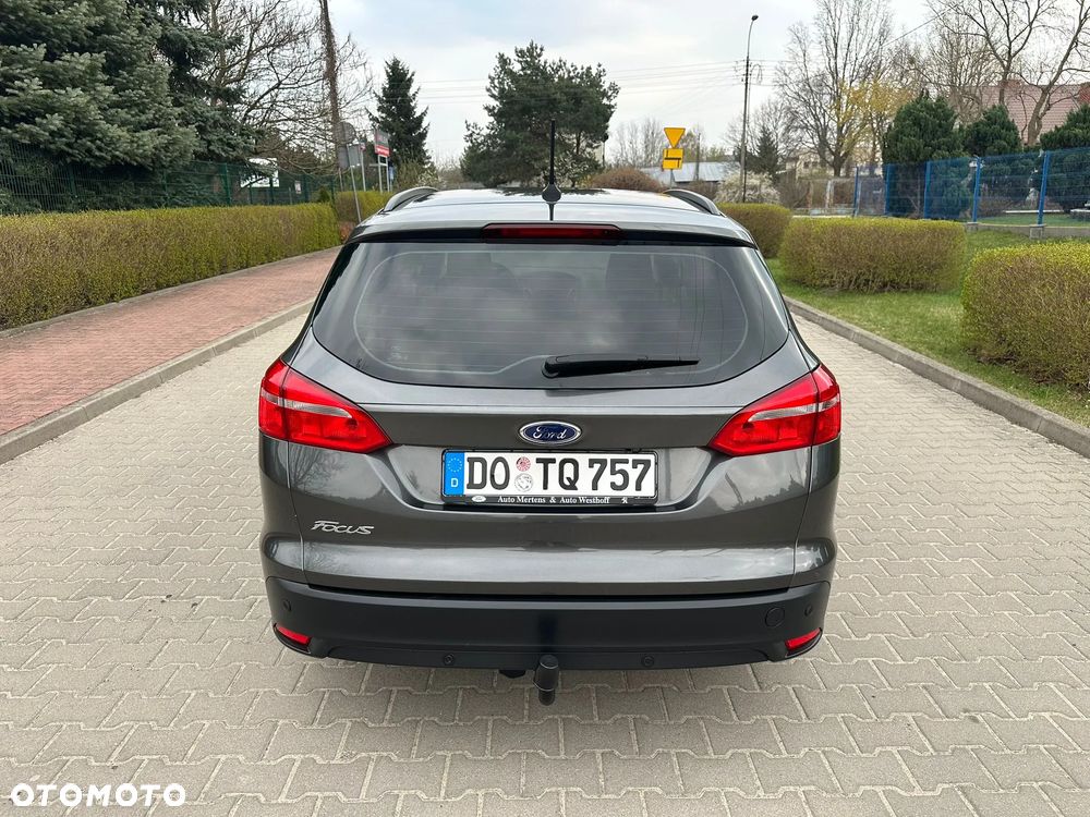 Ford Focus - 8