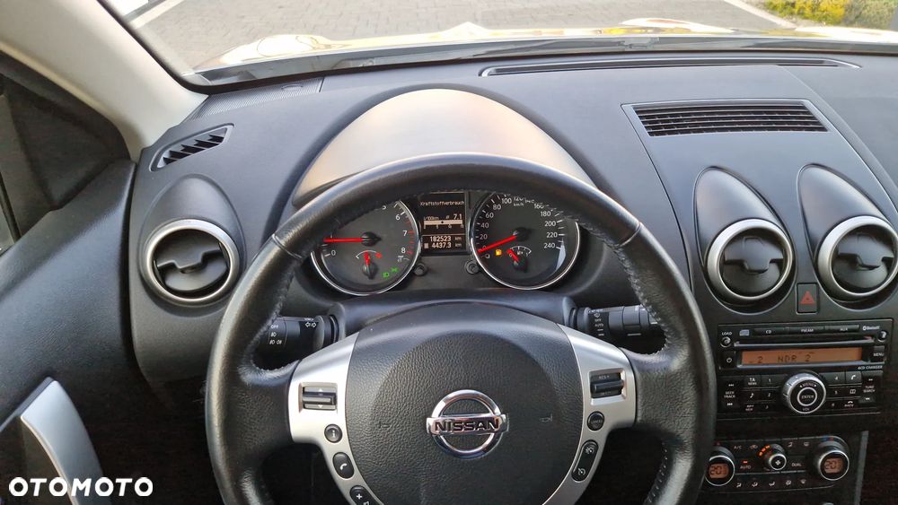 Nissan Qashqai 1.6 Tekna - 9