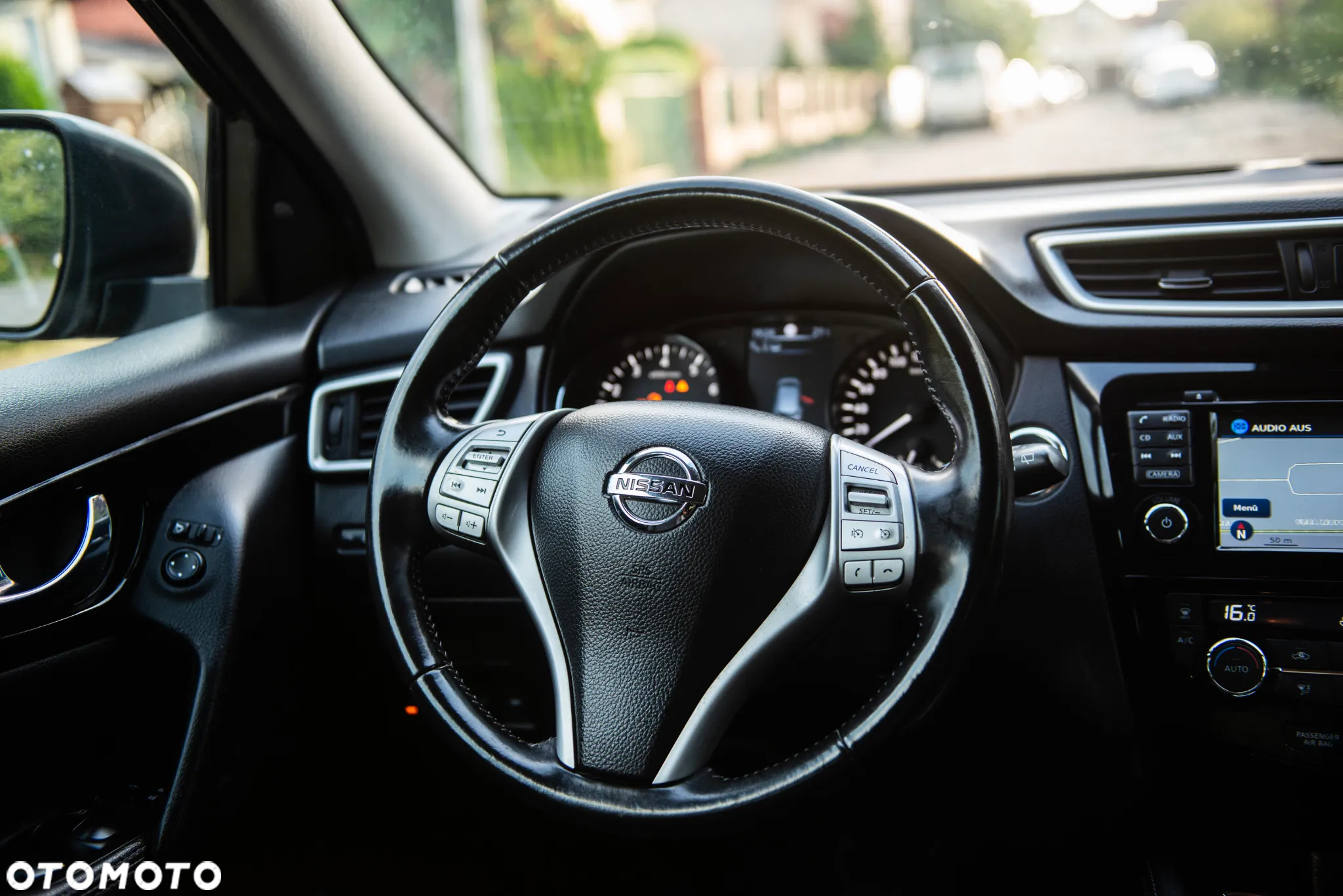 Nissan Qashqai 1.2 DIG-T Xtronic N-Connecta - 31