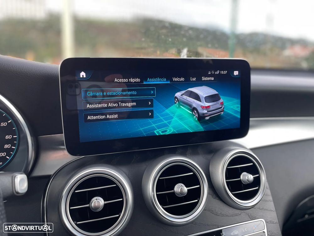 Mercedes-Benz GLC 300 e 4Matic - 23