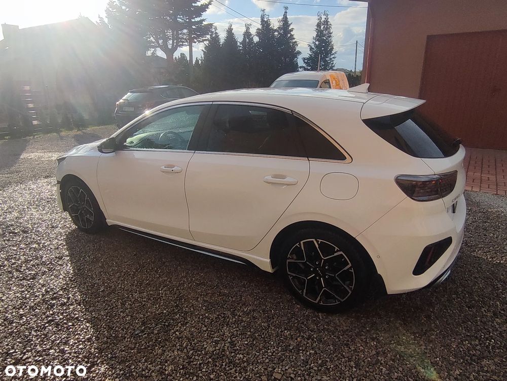 Kia Ceed 1.5 T-GDI GT-Line DCT - 17