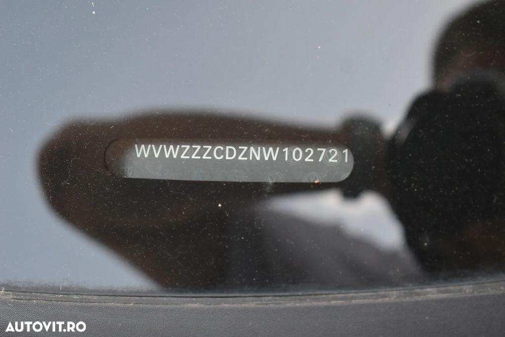 Volkswagen Golf 2.0 TDI Life - 22