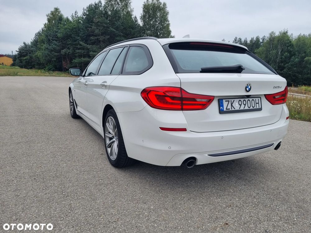 BMW Seria 5 525d Sport Line sport - 6