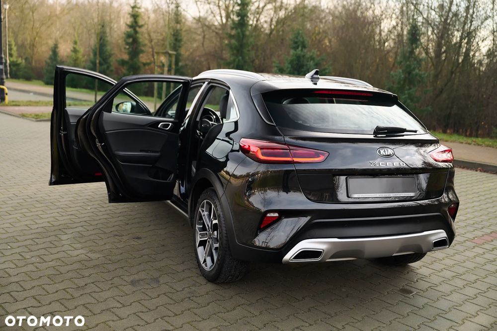 Kia XCeed - 24