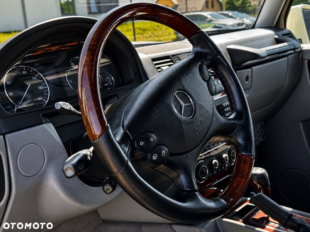 Mercedes-Benz Klasa G 500 - 30