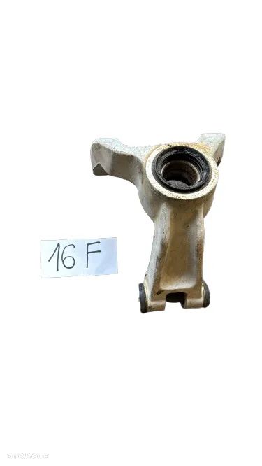 Zwrotnica tylna lewa Honda TRX 680 (używana) - 1