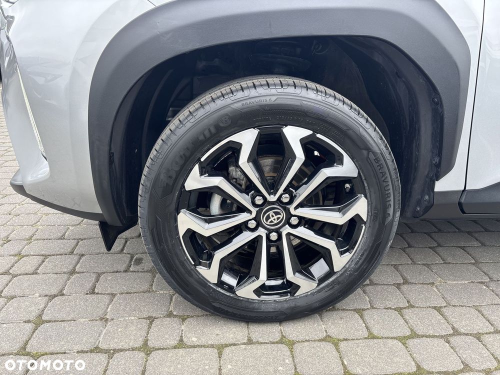 Toyota Yaris Cross Hybrid 1.5 Comfort 4x4 - 27
