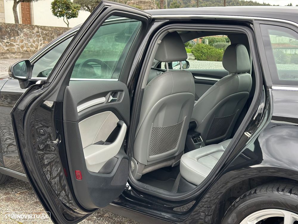 Audi A3 Sportback 1.6 TDI S tronic design - 30