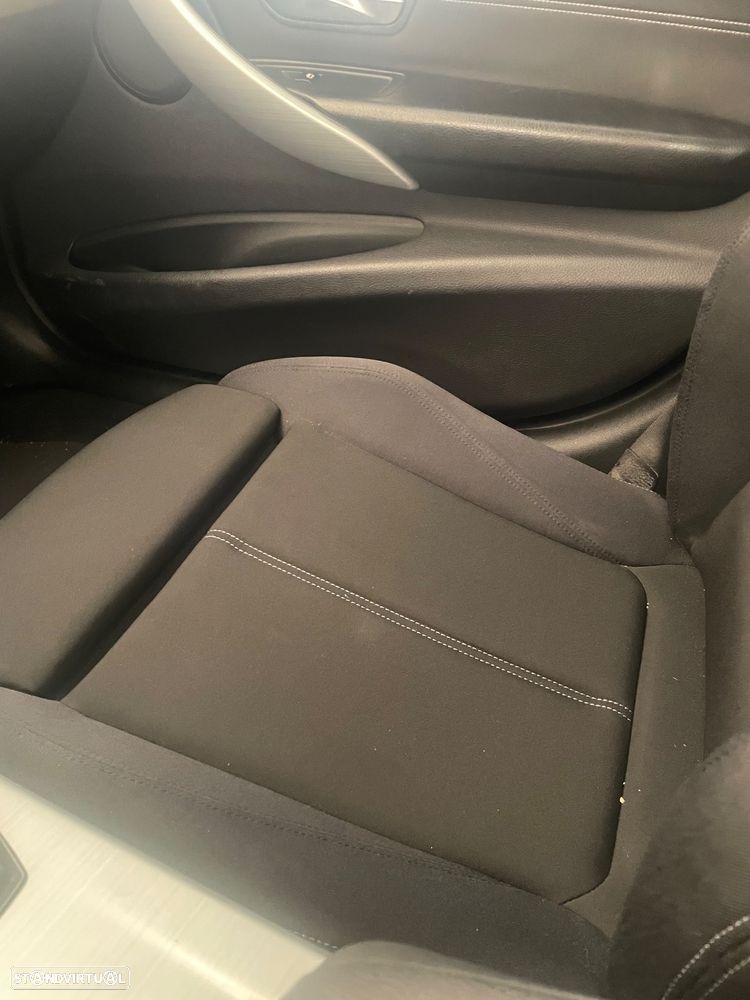 BMW 318 d xDrive - 3