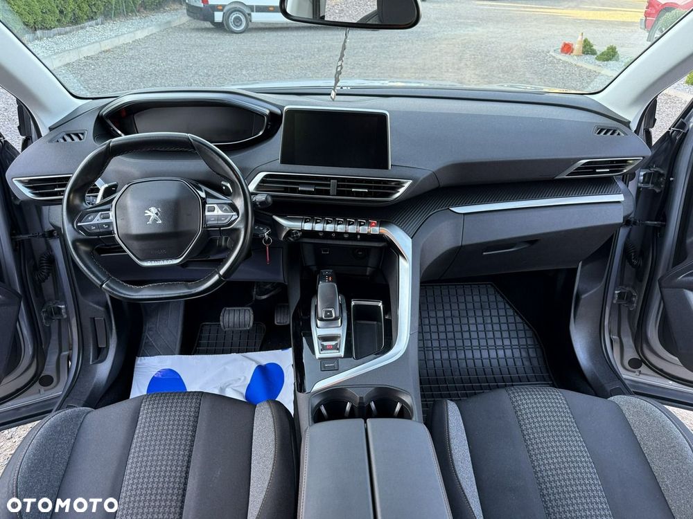 Peugeot 3008 - 11