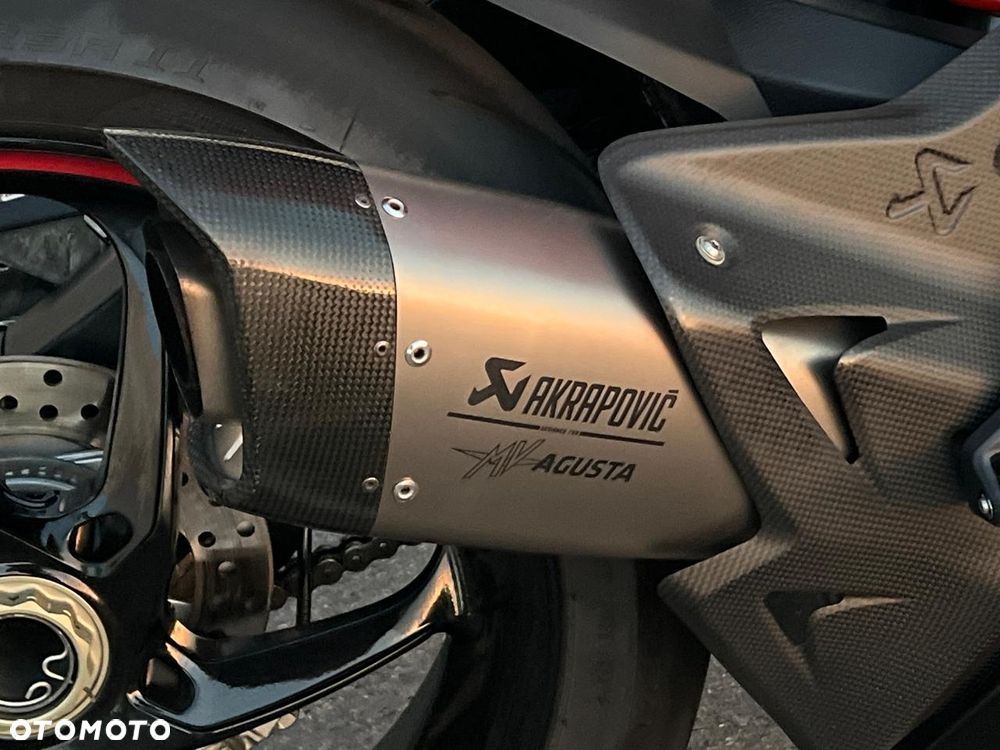 MV AGUSTA F3 - 8