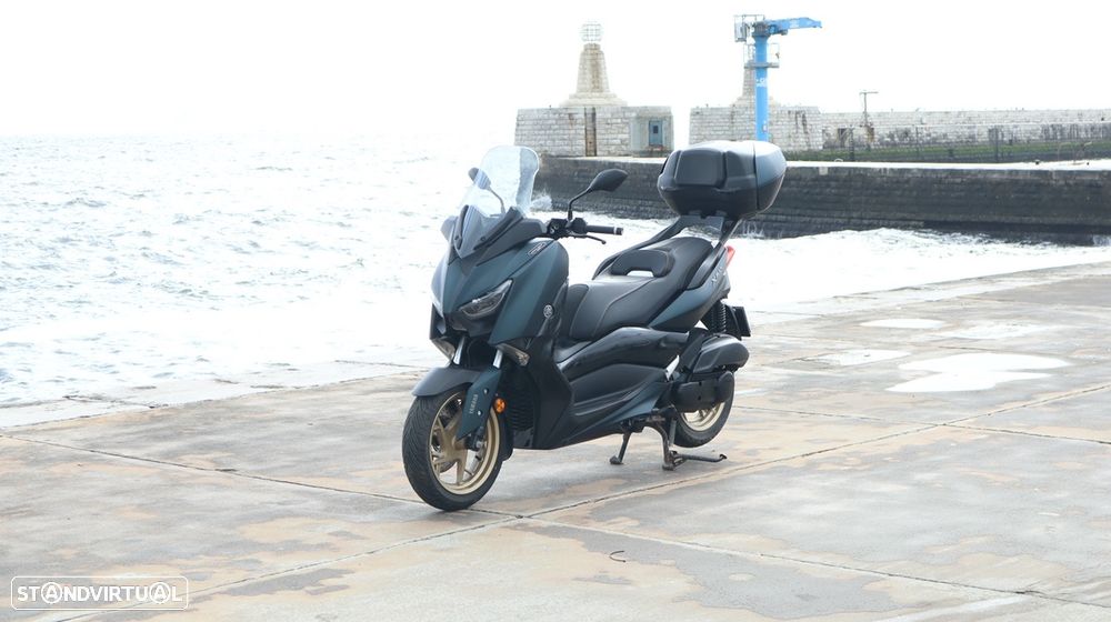 Yamaha X-Max Tech Max - 6