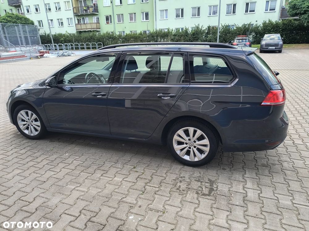 Volkswagen Golf 1.6 TDI BlueMot Comfortline - 6