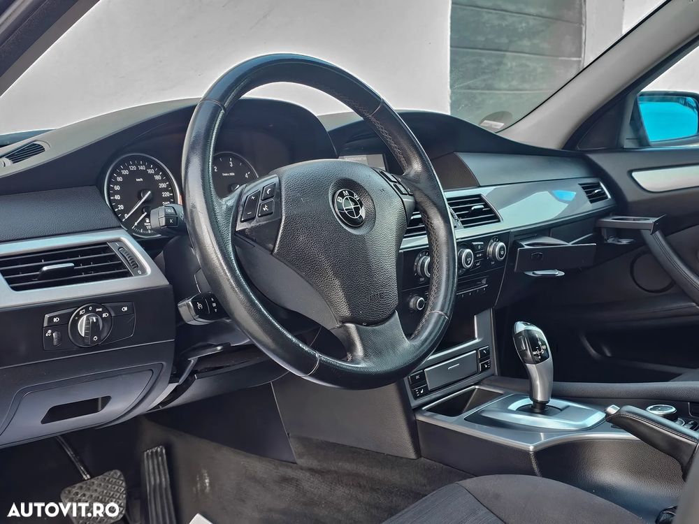 BMW Seria 5 525d Aut. Edition Exclusive - 11