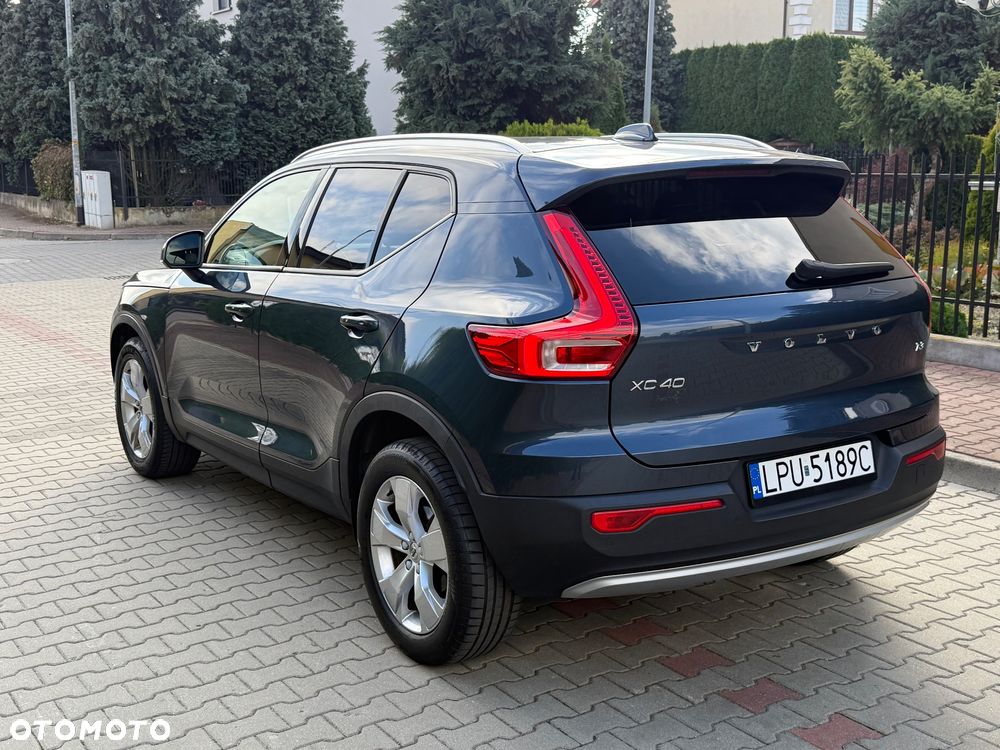 Volvo XC 40 T3 Momentum Pro - 2
