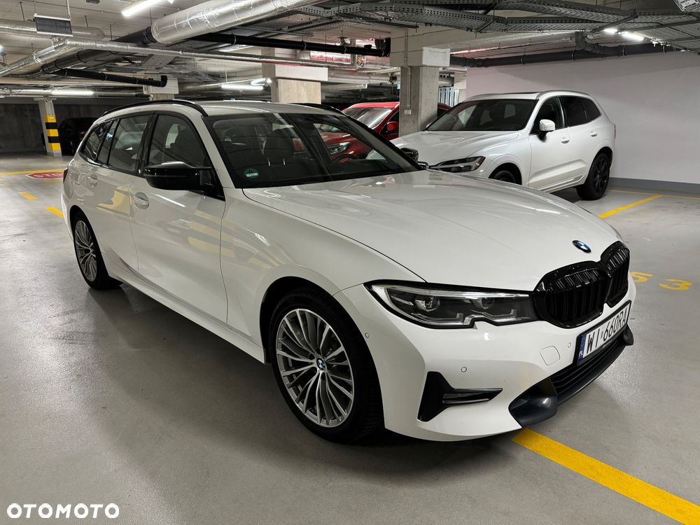 BMW Seria 3 320d Sport Line Shadow - 26
