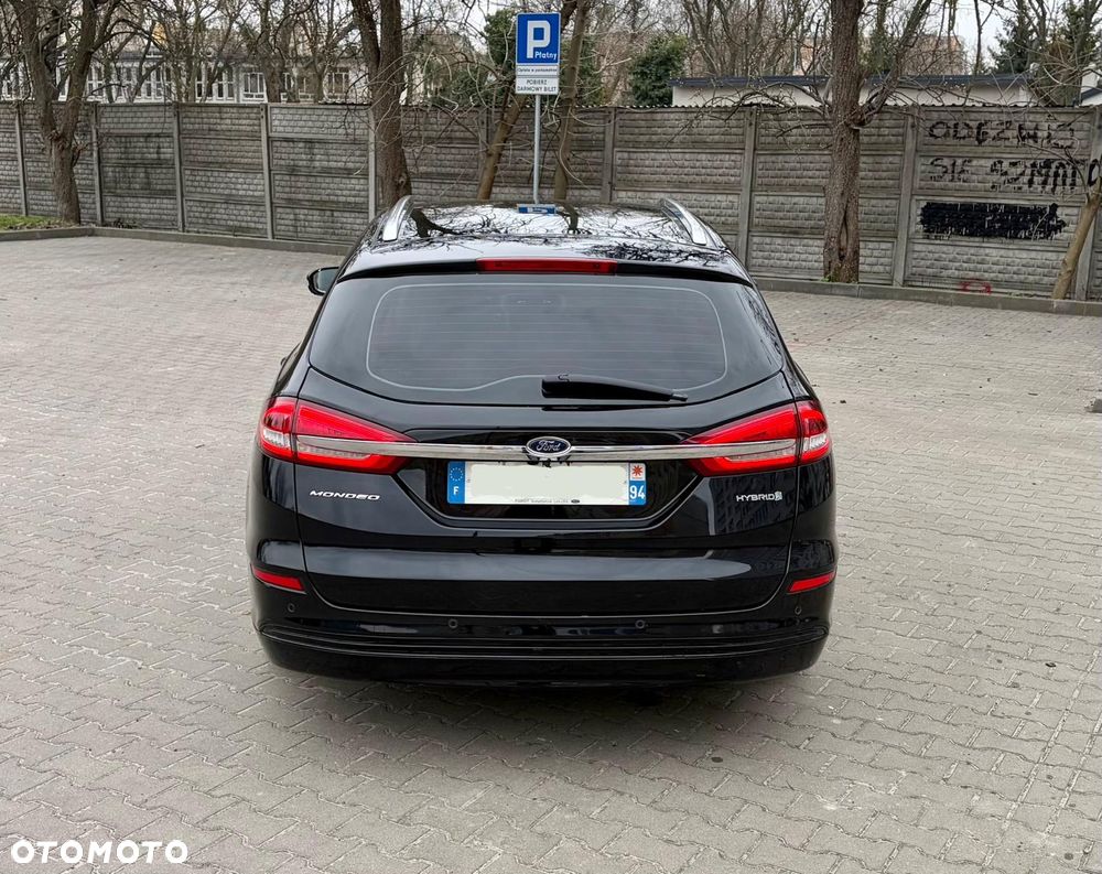 Ford Mondeo 2.0 Hybrid Titanium - 11