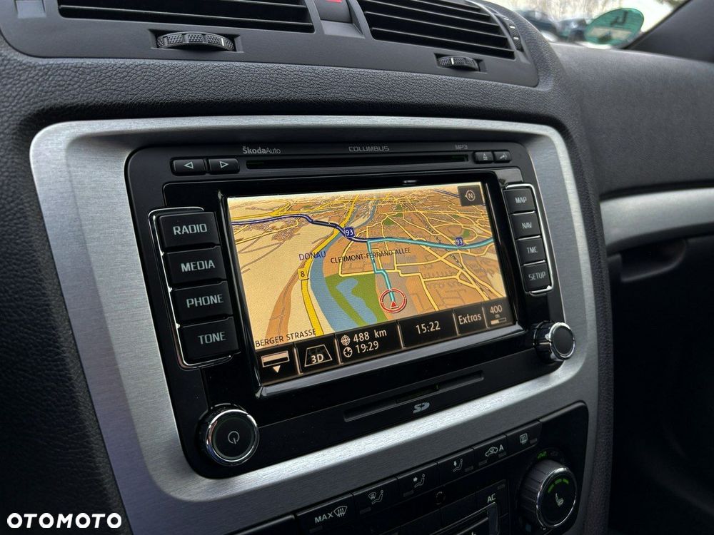 Skoda Octavia 2.0 TDI RS DSG - 19