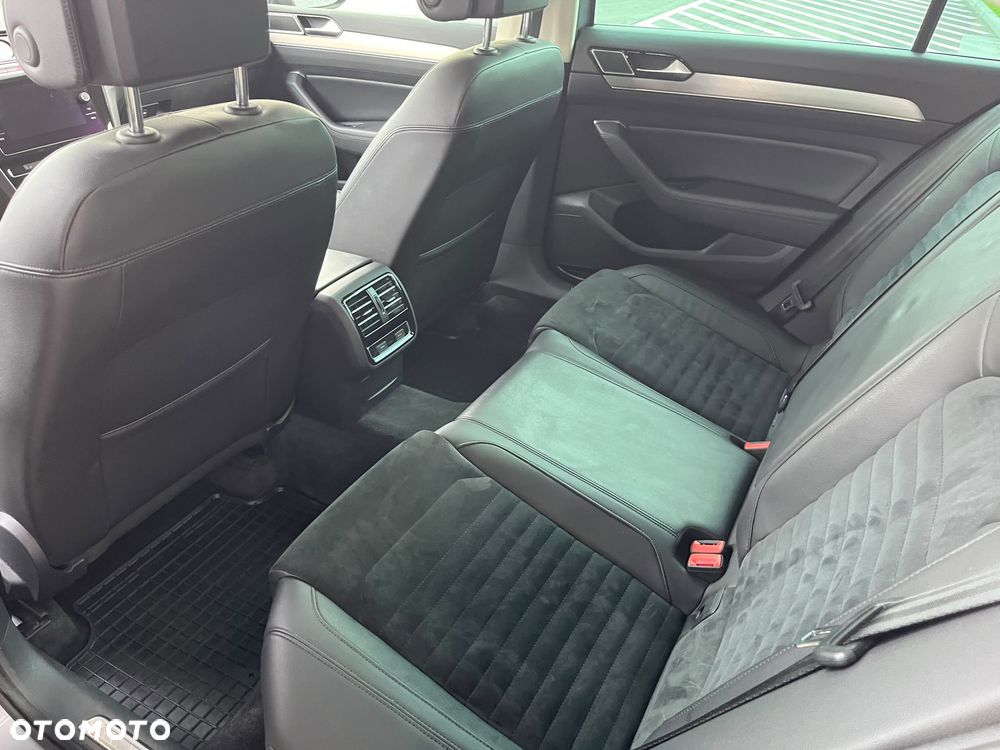Volkswagen Passat 2.0 TDI SCR Highline DSG - 17