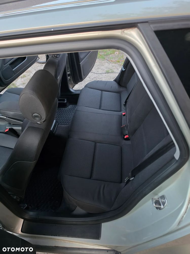 Audi A4 Avant - 8