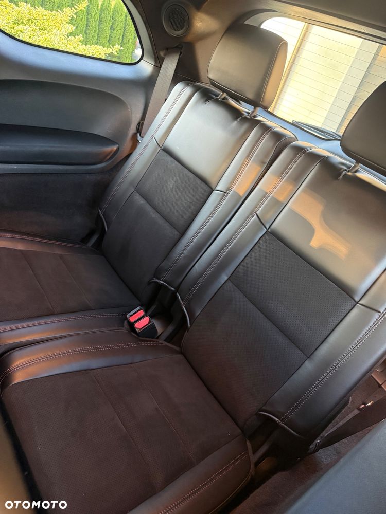 Dodge Durango - 10