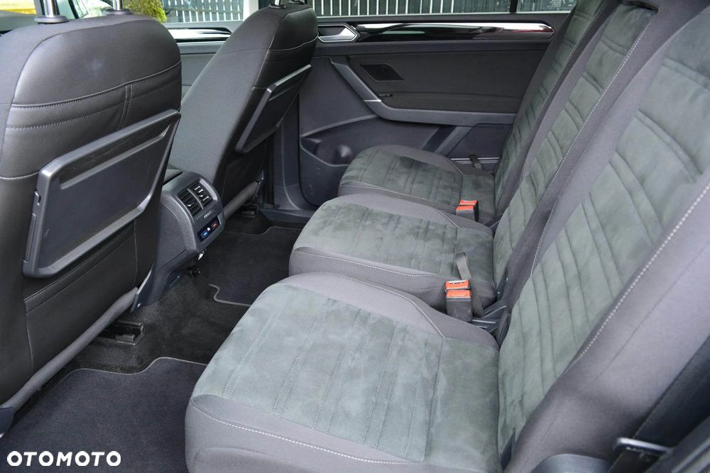 Volkswagen Touran 1.5 TSI EVO Highline DSG - 36