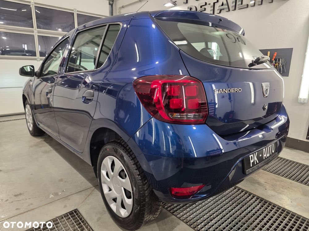 Dacia Sandero 1.2 16V 75 Celebration - 20