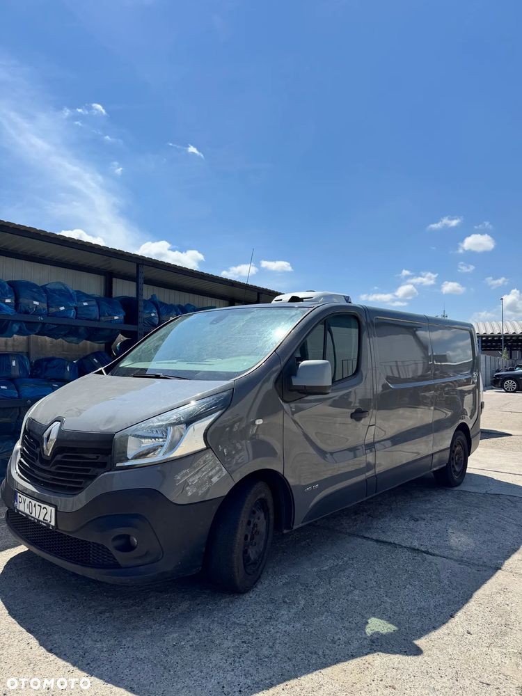 Renault TRAFIC - 2