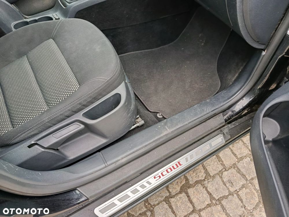 Skoda Octavia 2.0 TDI DPF Scout 4x4 - 11