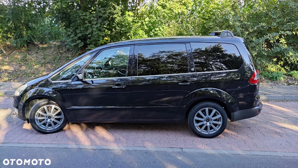 Ford Galaxy 2.0 TDCi Ghia - 32