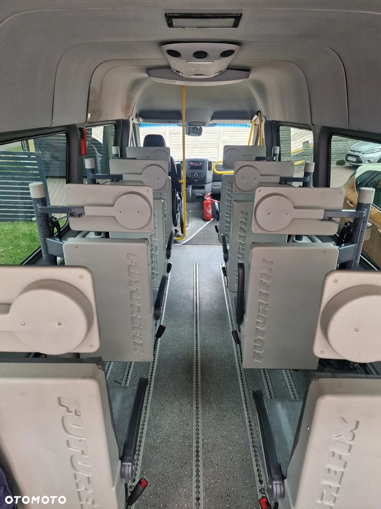 Mercedes-Benz Sprinter - 6