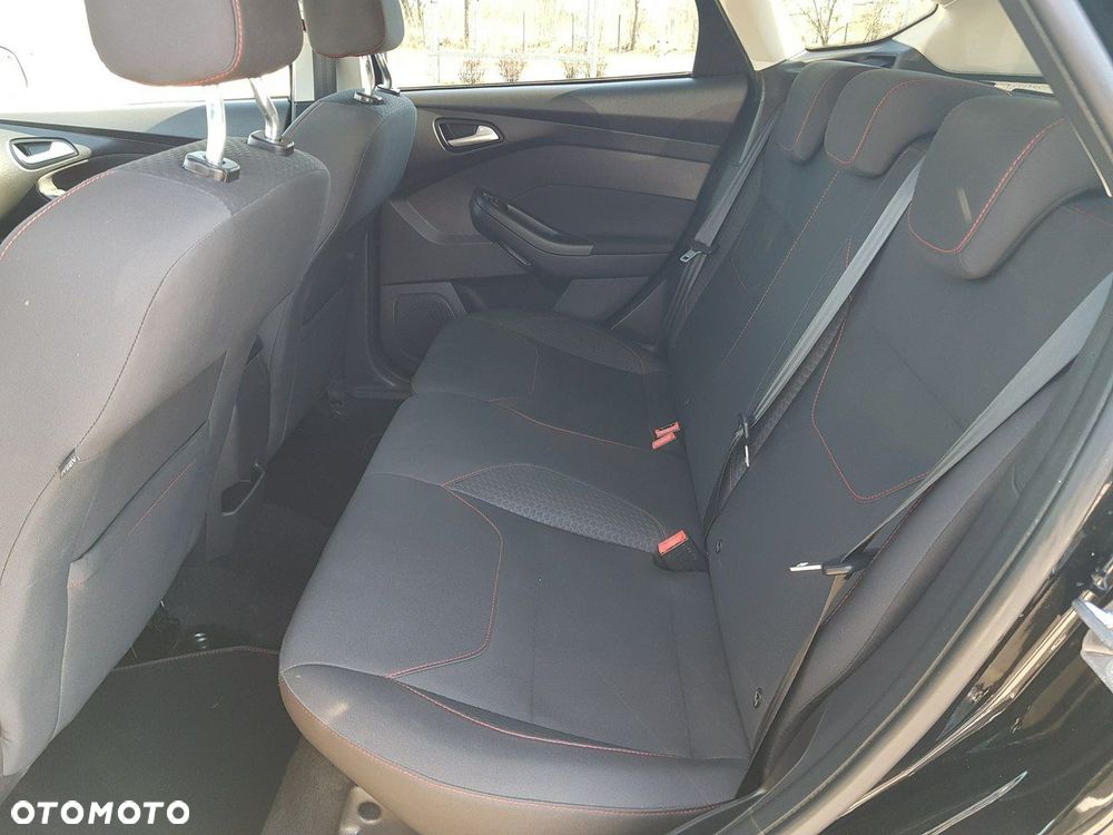 Ford Focus 1.5 EcoBoost STart-Stopp-System ST-LINE - 11